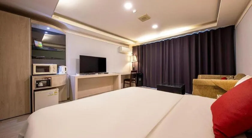 Bed in Metro Tourist Hotel Cheonan