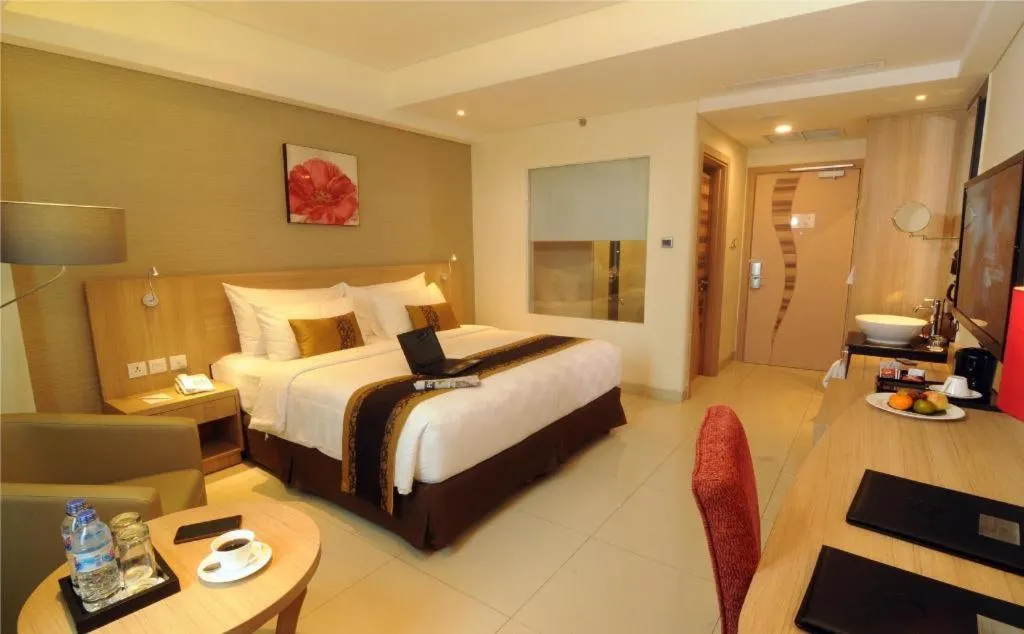 Bed in Golden Tulip Galaxy Hotel Banjarmasin