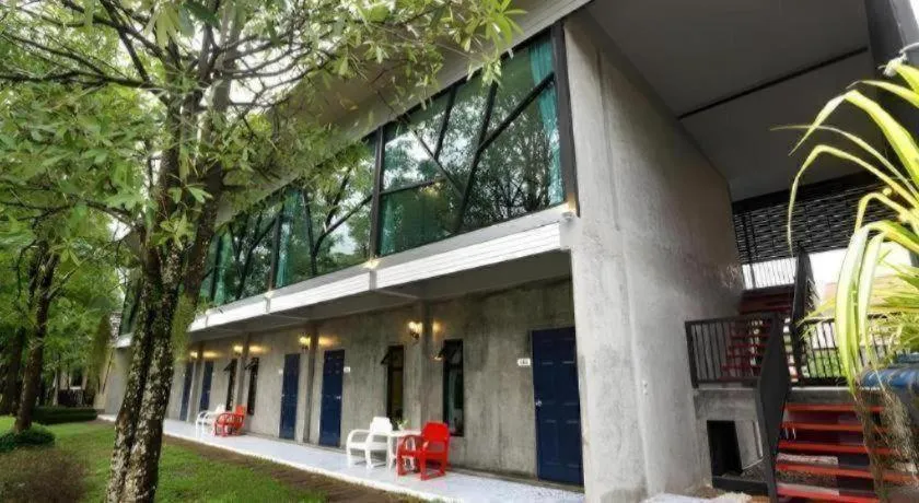 The Forest Home Resort