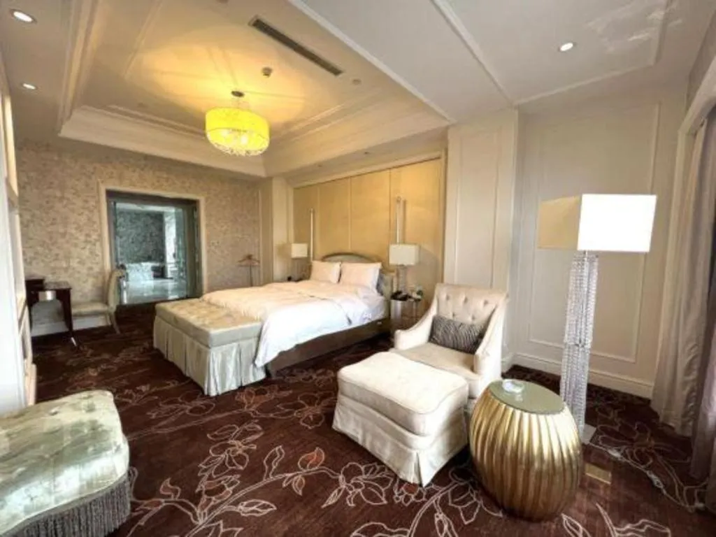 Bed in Yuncheng Jianguo Hotel