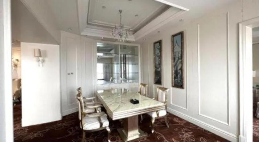 Yuncheng Jianguo Hotel