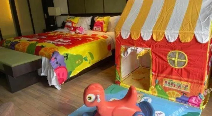 Bed in Eadry Royal Garden Hotel Haikou