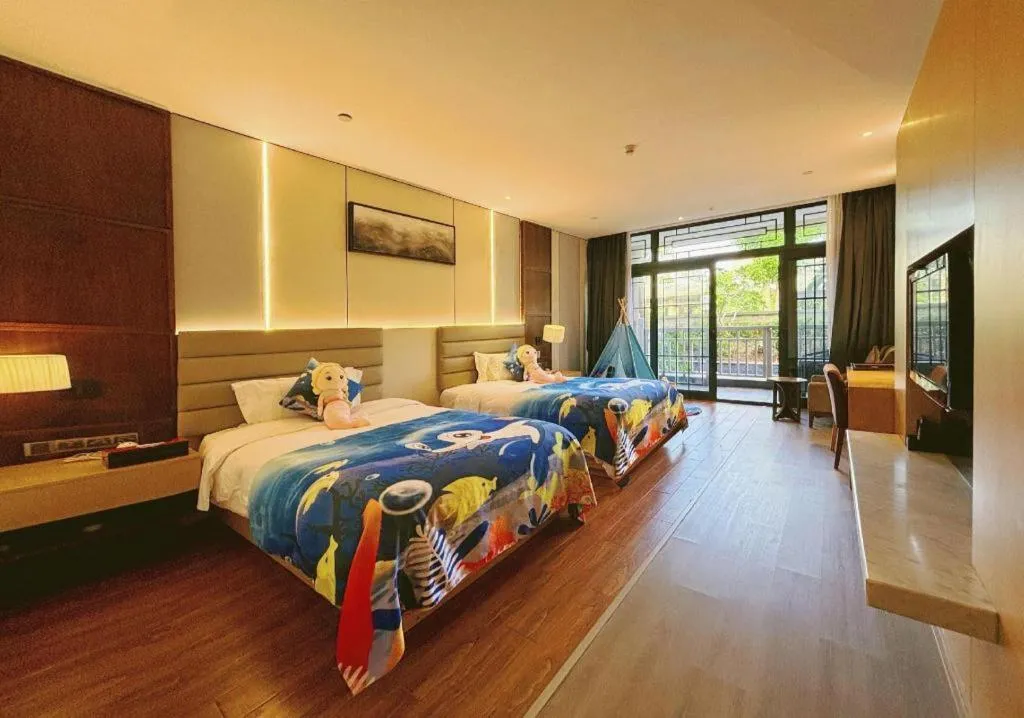 Bed in Eadry Royal Garden Hotel Haikou