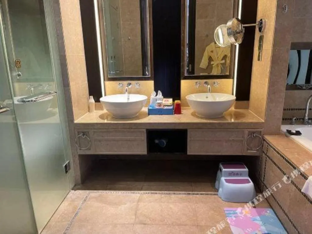 Eadry Royal Garden Hotel Haikou