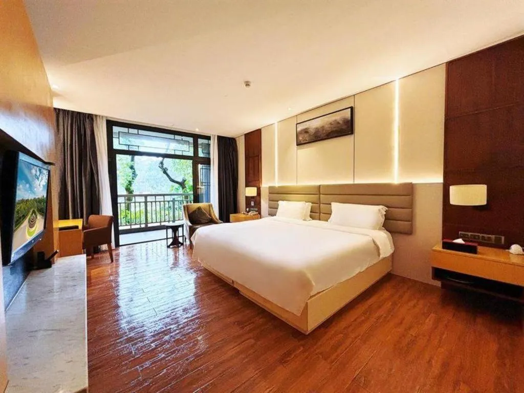 Bed in Eadry Royal Garden Hotel Haikou