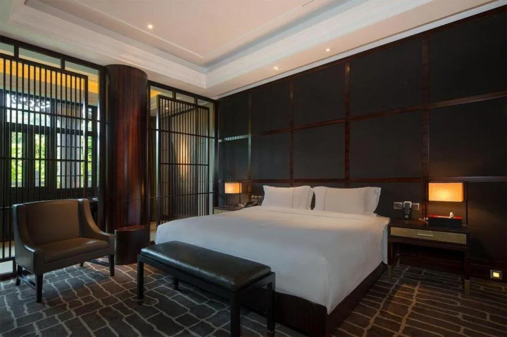Bed in Eadry Royal Garden Hotel Haikou