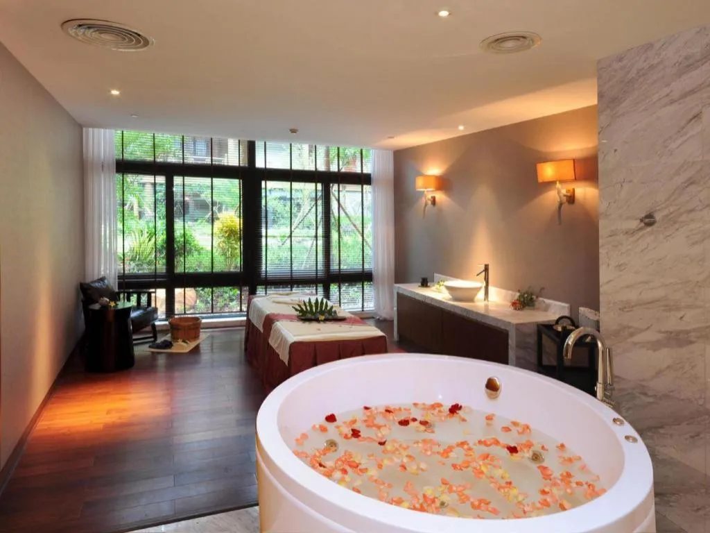 Bed in Eadry Royal Garden Hotel Haikou