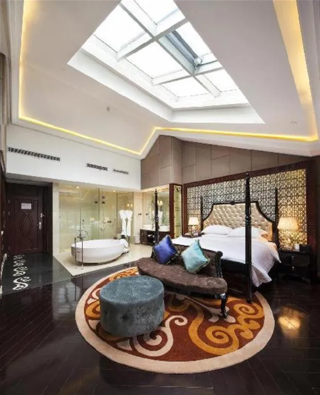 Bed in Eden Club House