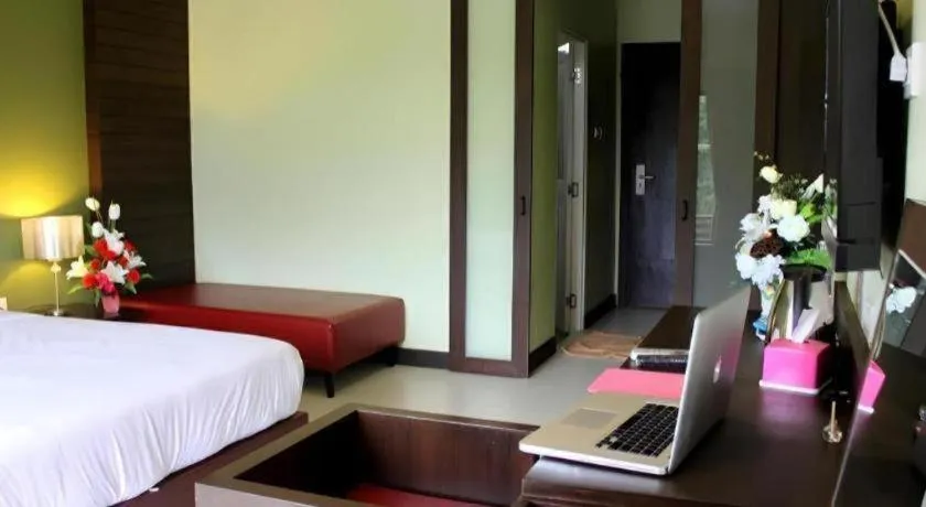 Bed in Villa Thiwa Hotel