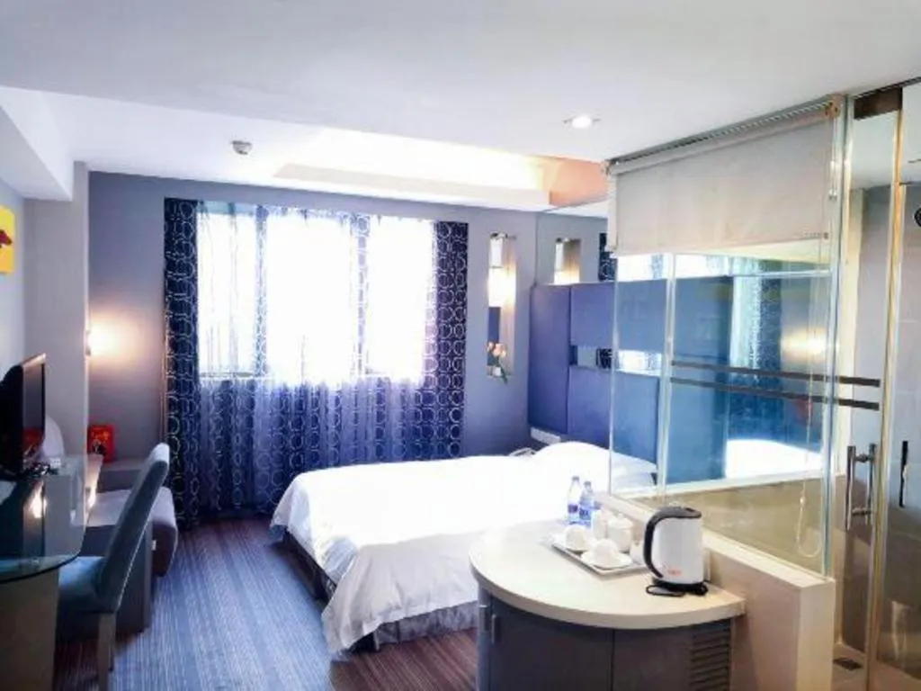 Bed in Friendship Hotel