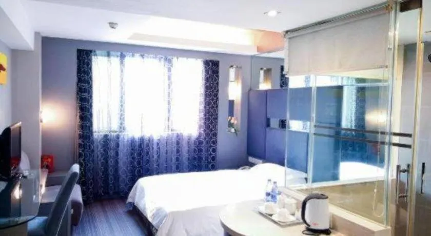 Bed in Friendship Hotel