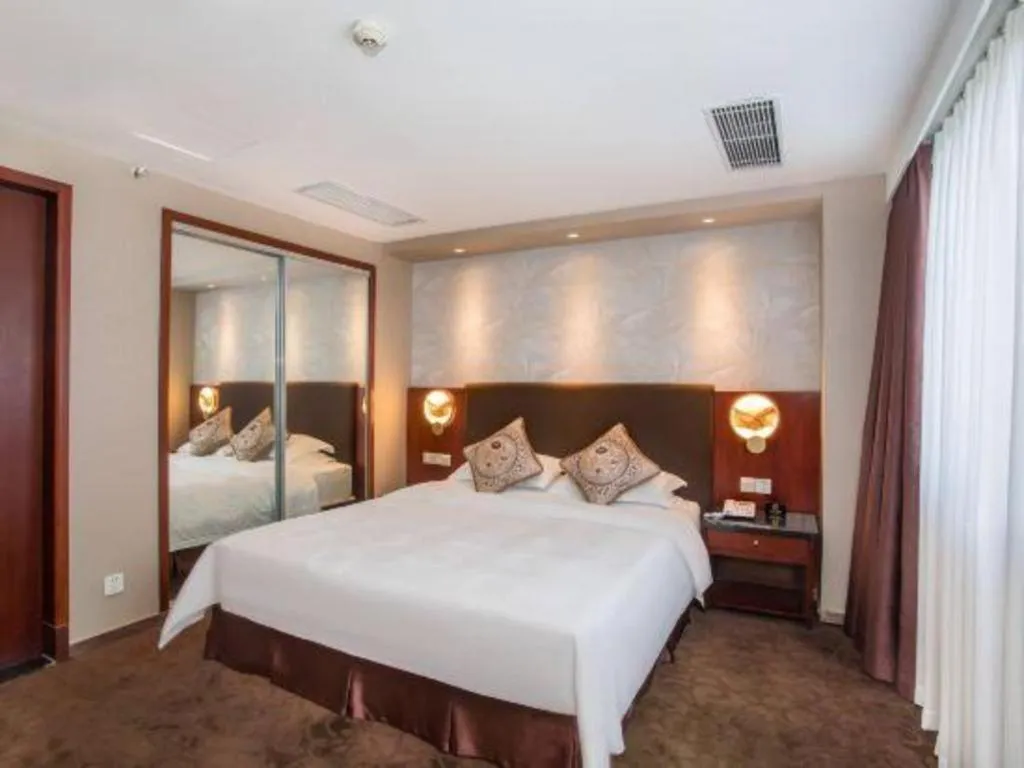 Bed in Friendship Hotel