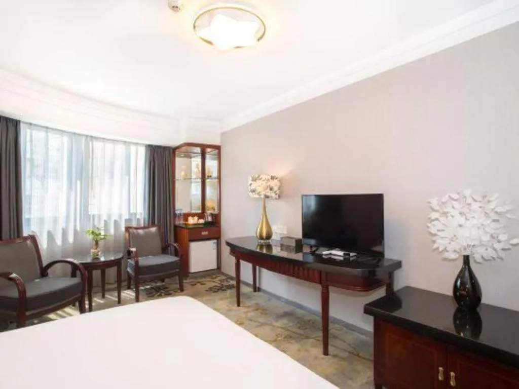 Bed in Friendship Hotel