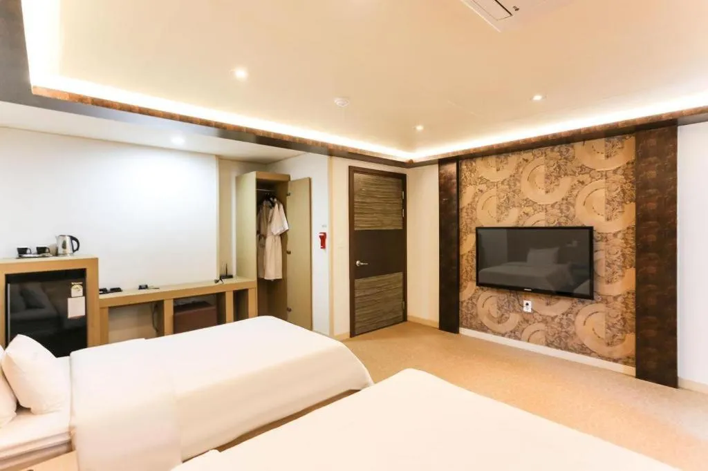 Bed in Hotel W Shinjeju