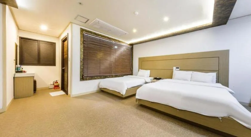 Bed in Hotel W Shinjeju