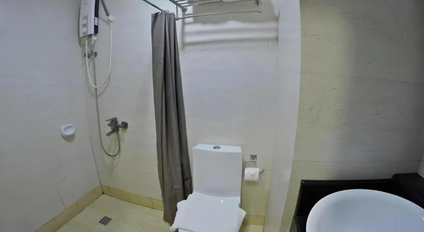 Capitol Central Hotel and Suites