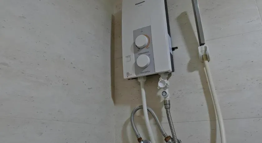 Capitol Central Hotel and Suites