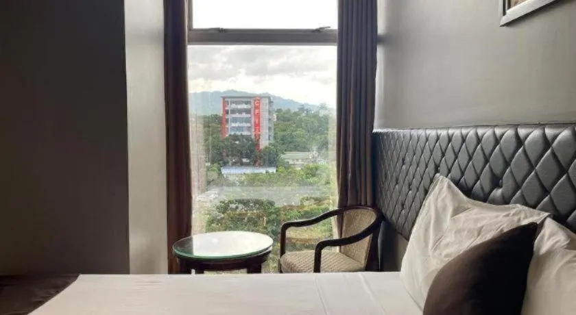 Capitol Central Hotel and Suites