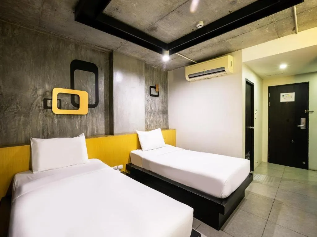 Bed in B2 South Pattaya Premier Hotel