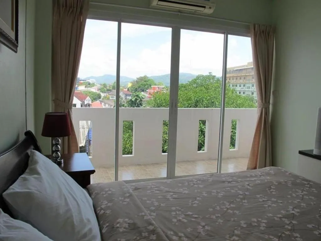 Bed in Machima House