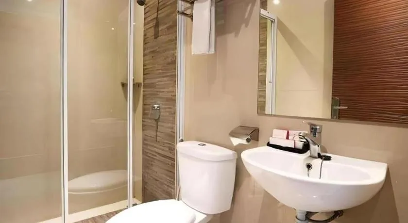 Redstar Hotel Jakarta