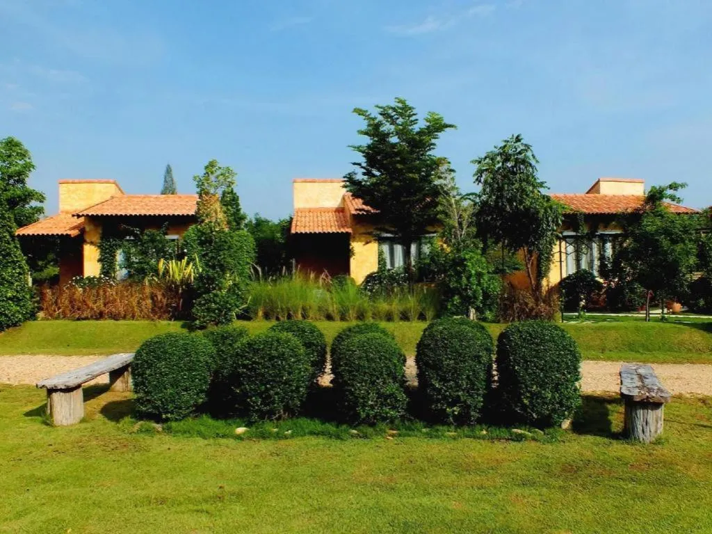 Villa Tuscany Country Resort