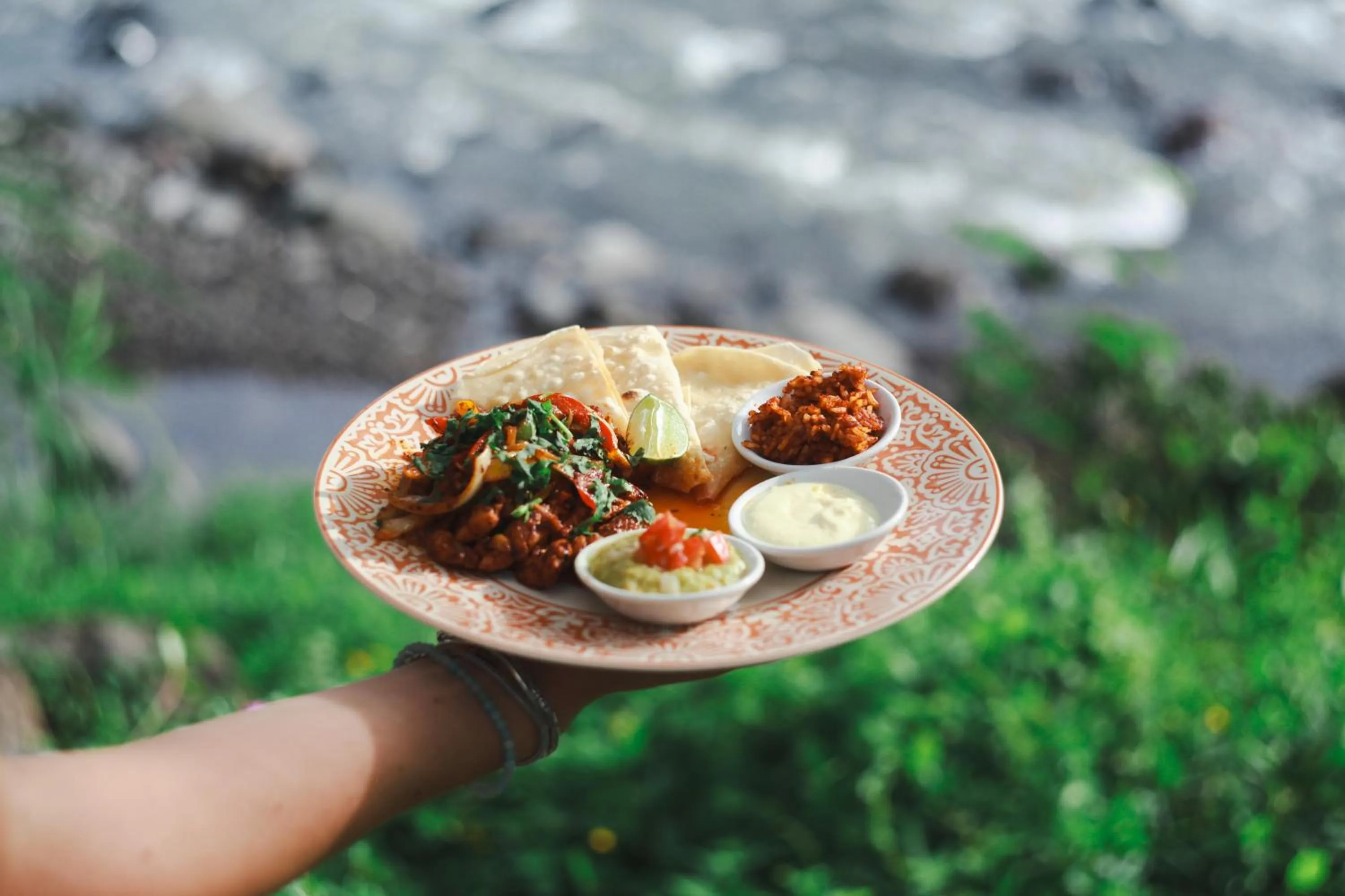 Food and drinks in Darmada Eco Resort