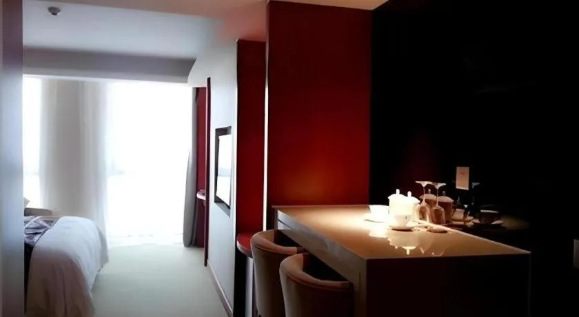 Xian Qujiang Yinzuo Hotel