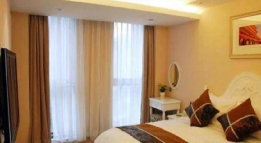 Bed in Xian Qujiang Yinzuo Hotel