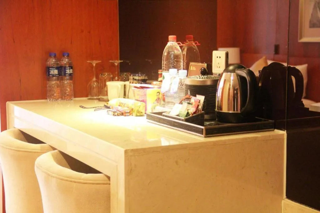 Xian Qujiang Yinzuo Hotel