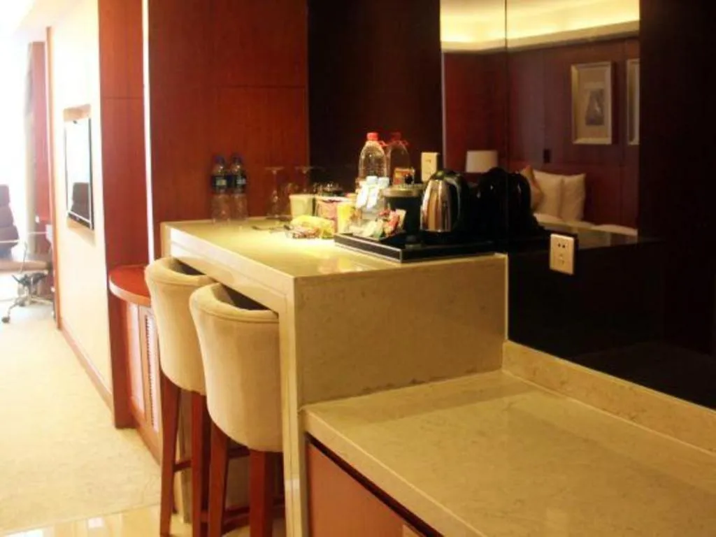 Xian Qujiang Yinzuo Hotel