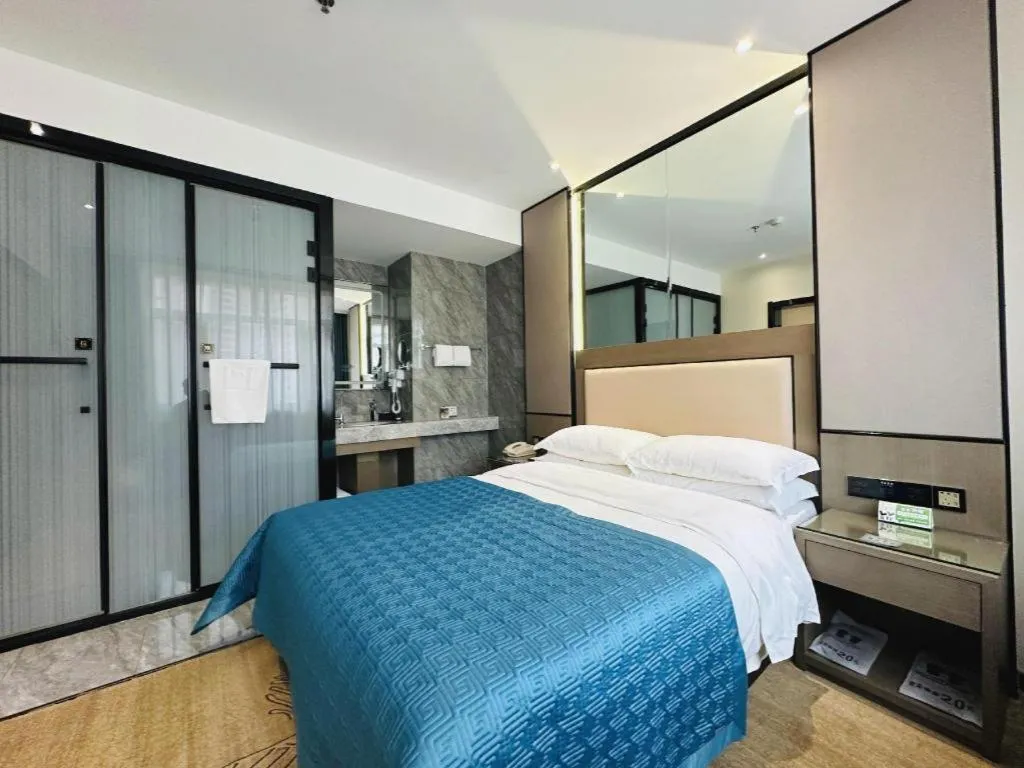 Bed in Lanzhou Hualian Hotel