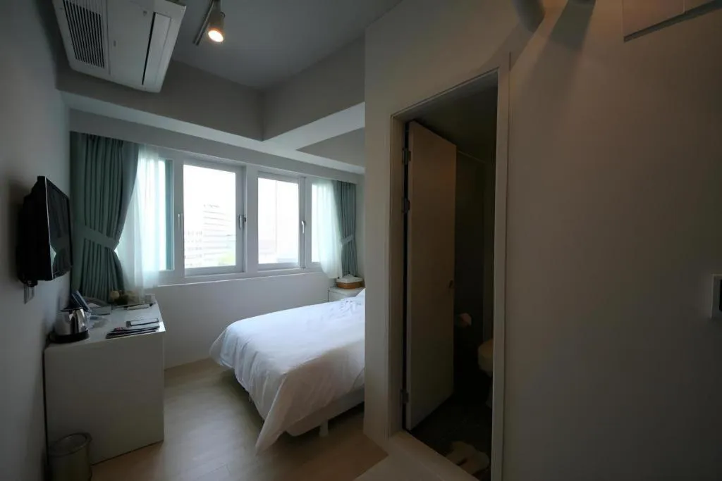 Bed in Wons Ville Myeongdong Hotel