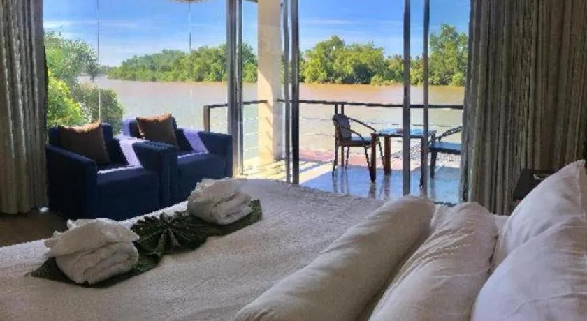 Bed in Nopparat Garden Hotel