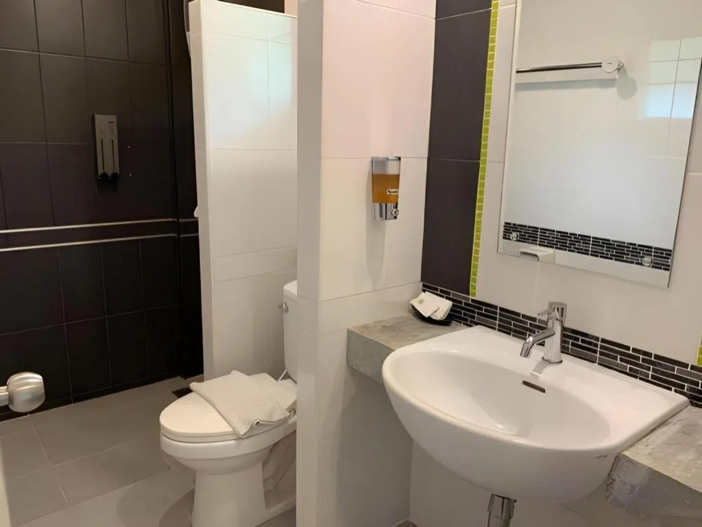 Nopparat Garden Hotel