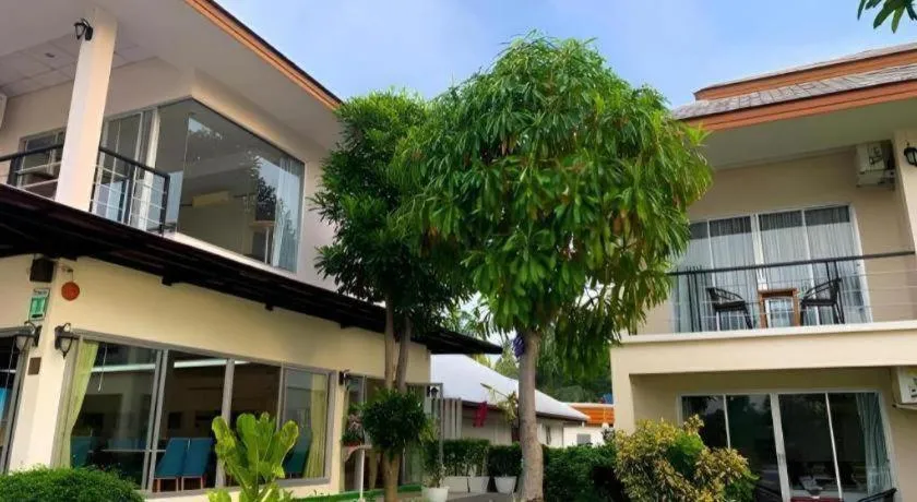 Nopparat Garden Hotel