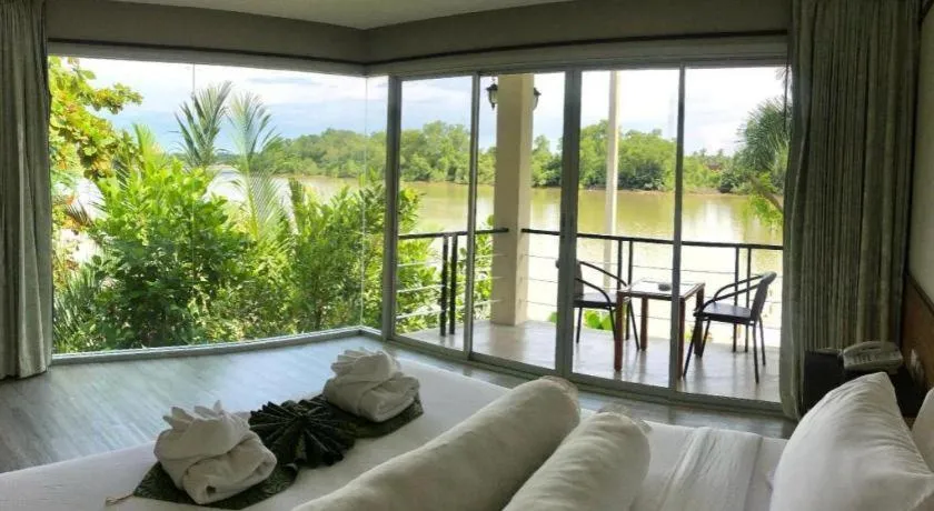 Nopparat Garden Hotel