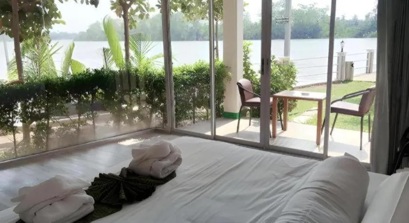 Nopparat Garden Hotel