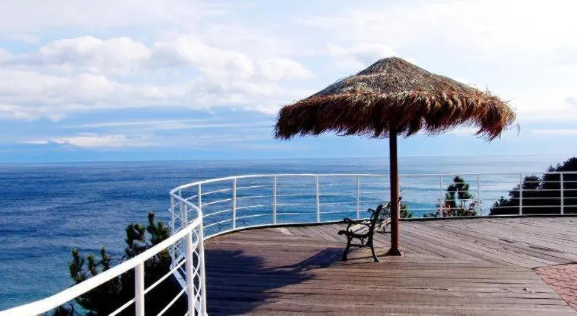 Sun Cruise Resort and Yacht