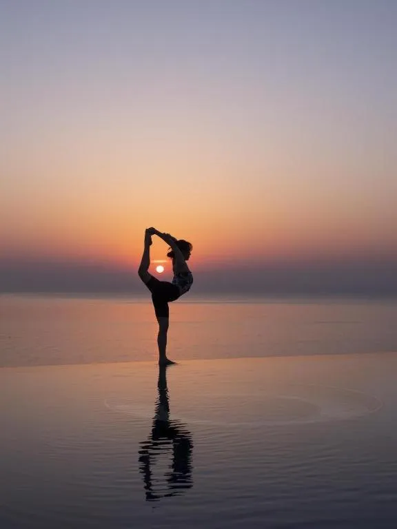 Sun Cruise Resort and Yacht