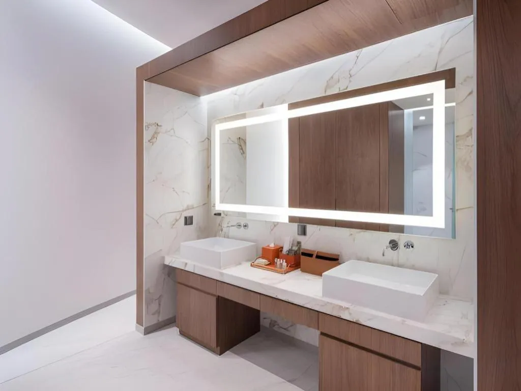 Sun Cruise Resort and Yacht