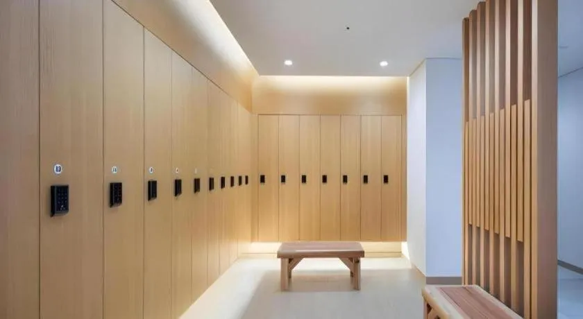 Sun Cruise Resort and Yacht