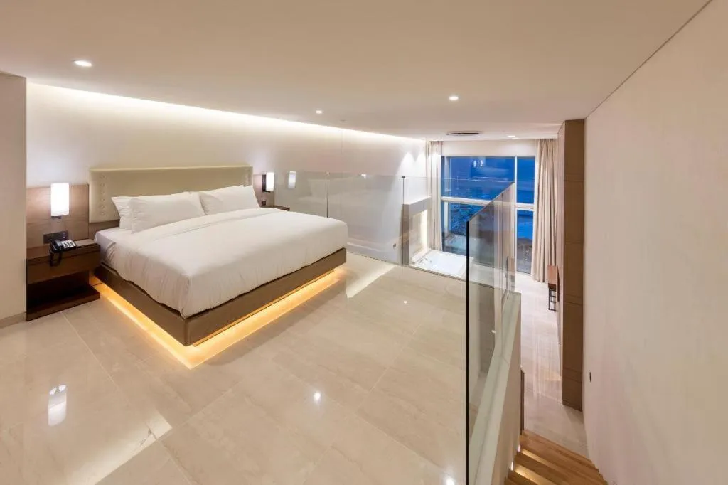 Bed in Sun Cruise Resort and Yacht