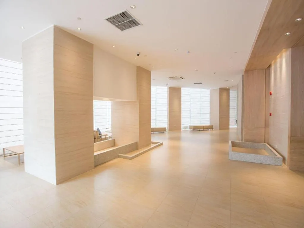 JI Hotel Shanghai Yan'an Road