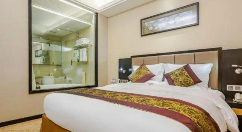 Bed in Nanning Yongjiang Hotel