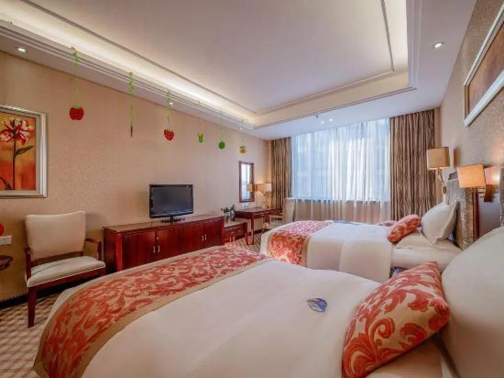 Bed in Nanning Yongjiang Hotel