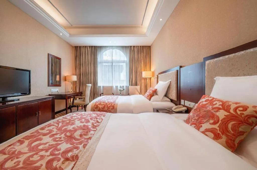 Bed in Nanning Yongjiang Hotel