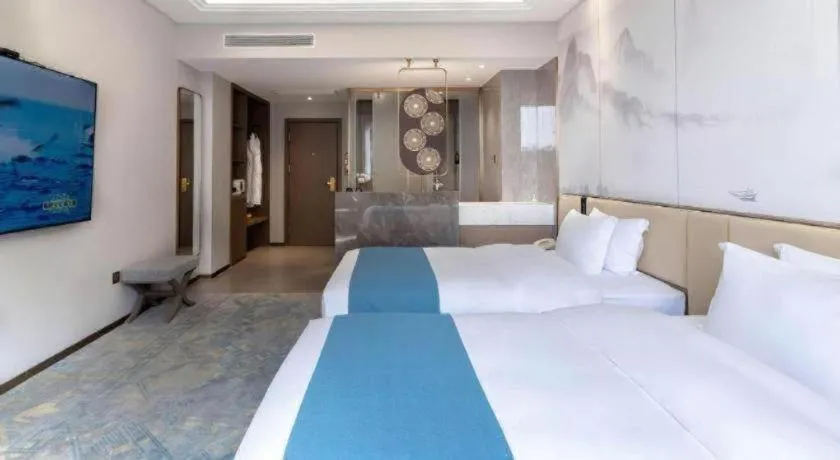Bed in Nanning Yongjiang Hotel