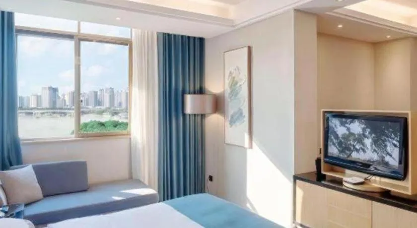 Bed in Nanning Yongjiang Hotel