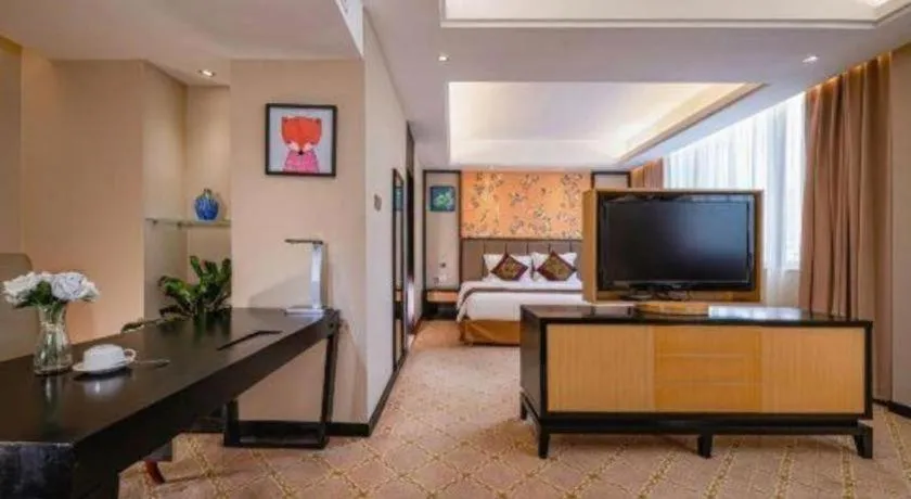 Bed in Nanning Yongjiang Hotel